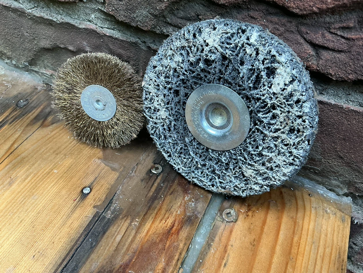 Two Grinding and Polishing Wheels ! - photo 5
