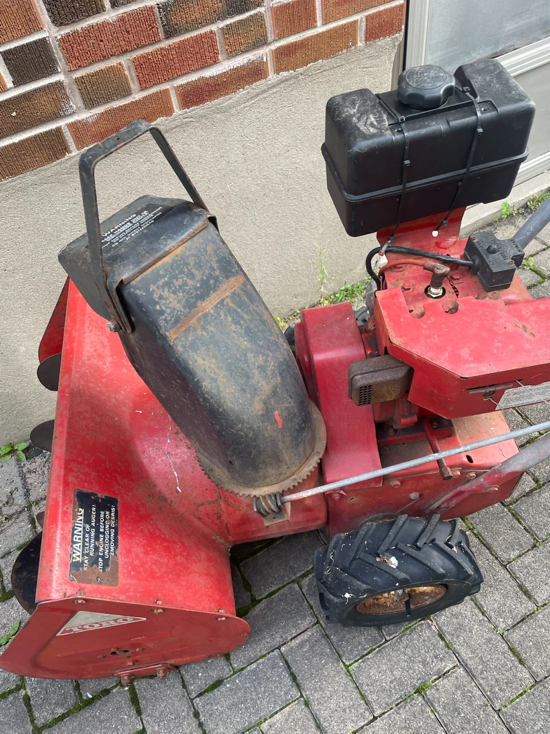 Snow blower