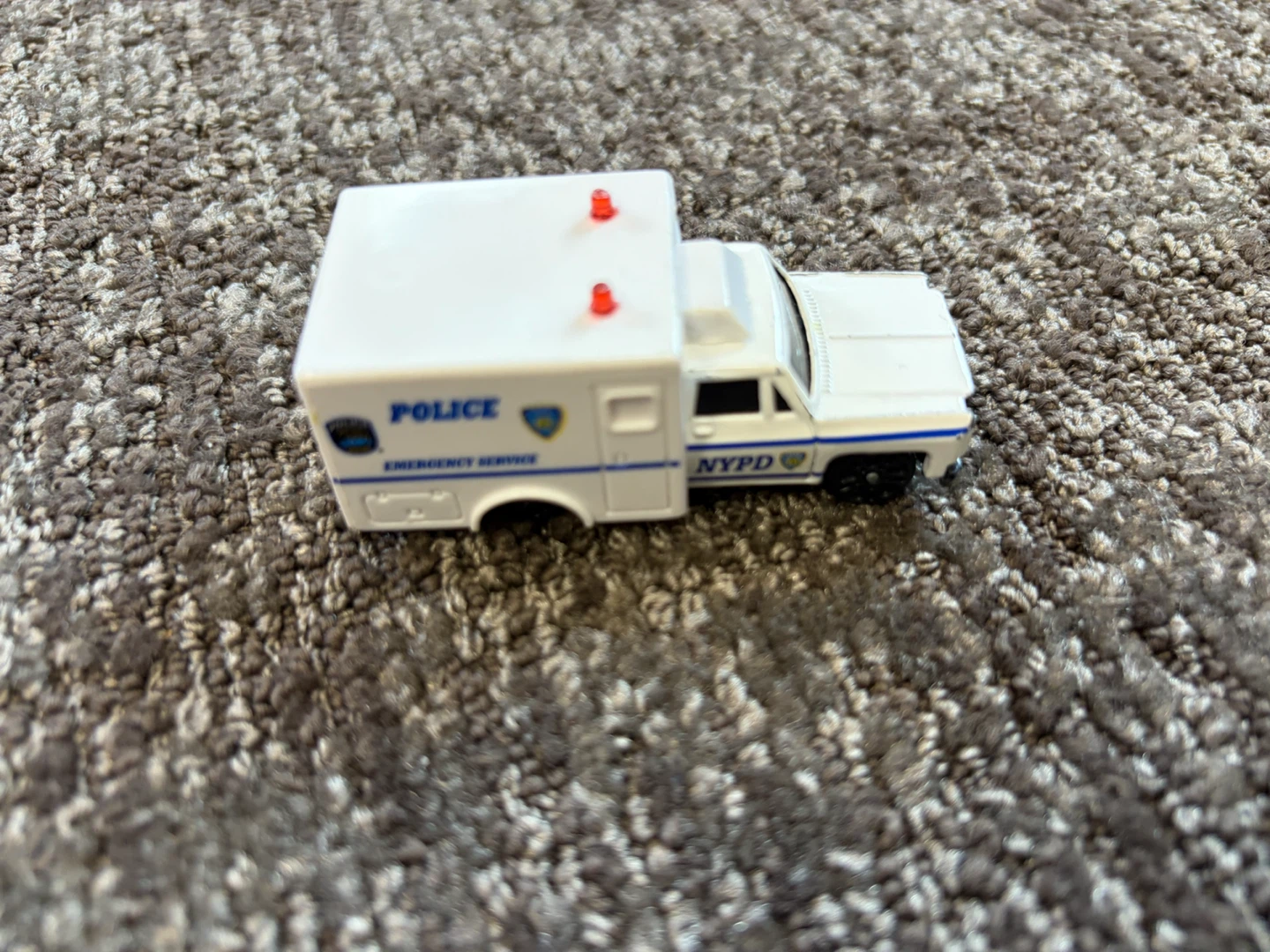 NYPD Emergency Service Toy Truck🏈