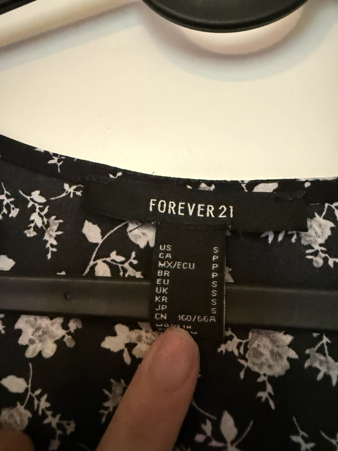 Forever 21 Black Floral Ruffle Romper - photo 2