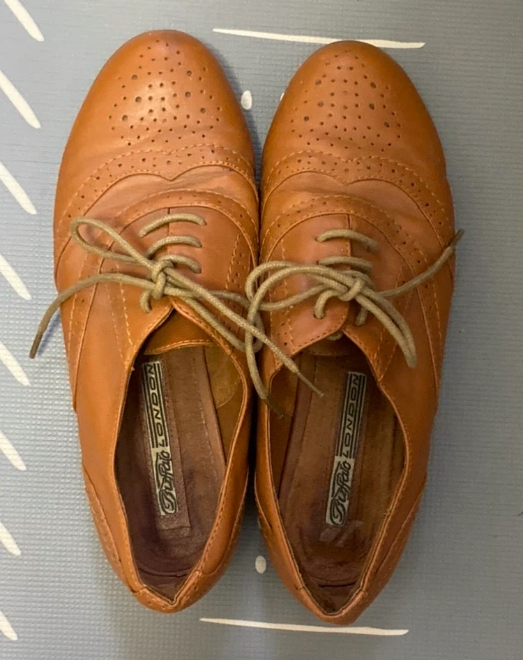 Buffalo London Brown Oxford Shoes🏈