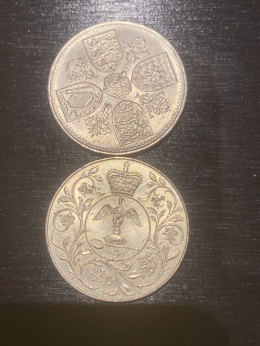 Two Vintage Queen Elizabeth II Commemorative Coins - photo 2