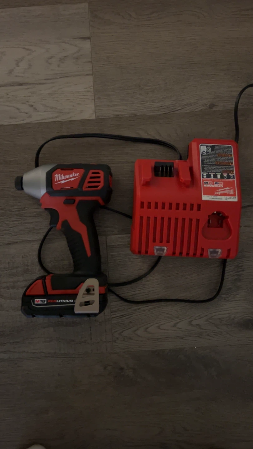 Milwaukee M18 Cordless Impact Driver with Charger