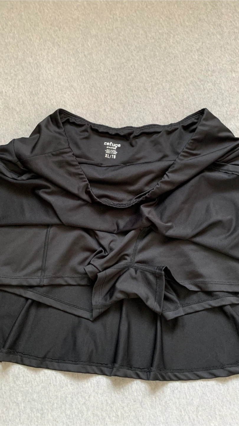 Refuge Athletics Skorts Size XL 🏈 - photo 3