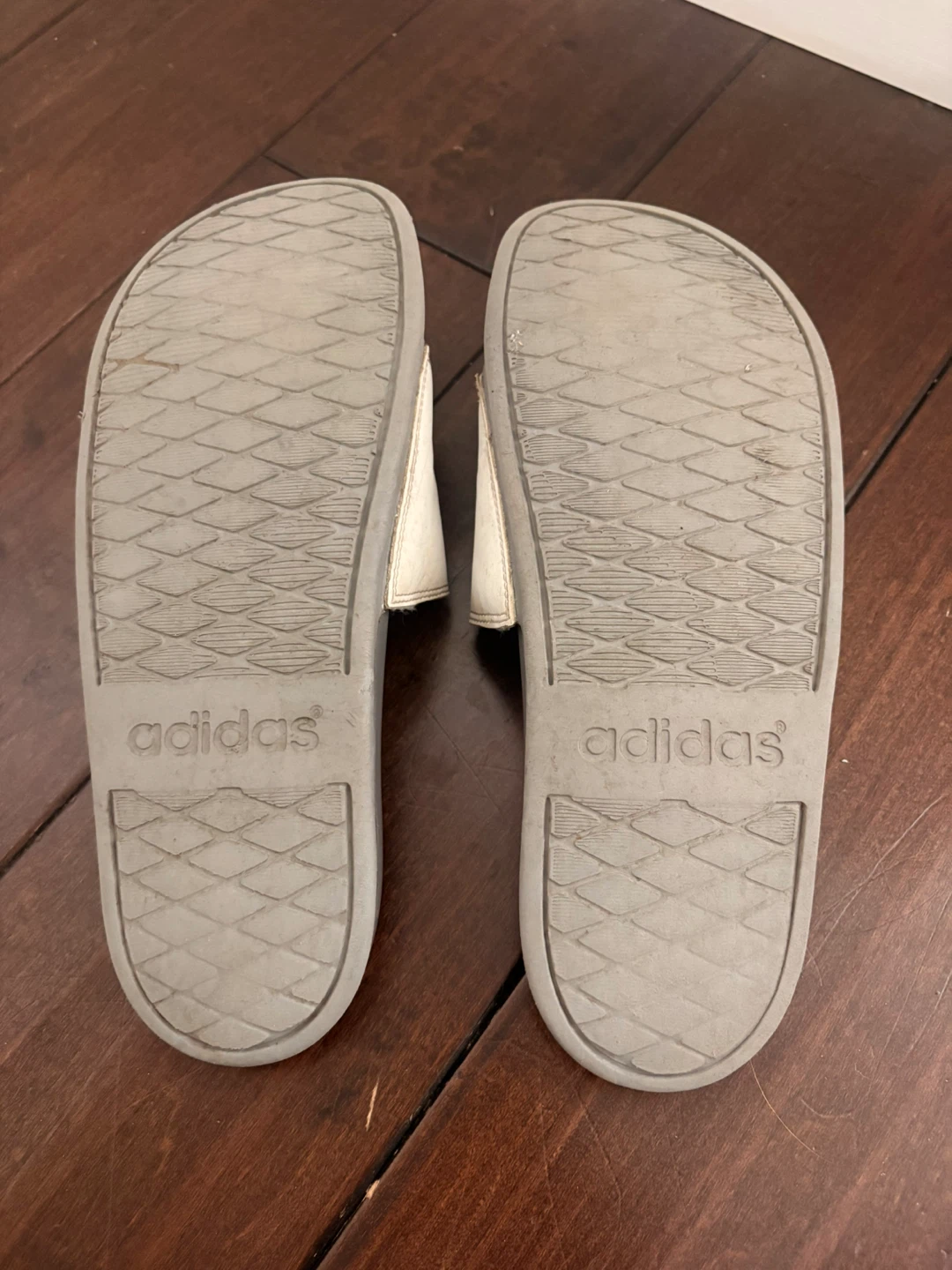 🏈Adidas Adilette Slides Size 8 - photo 3