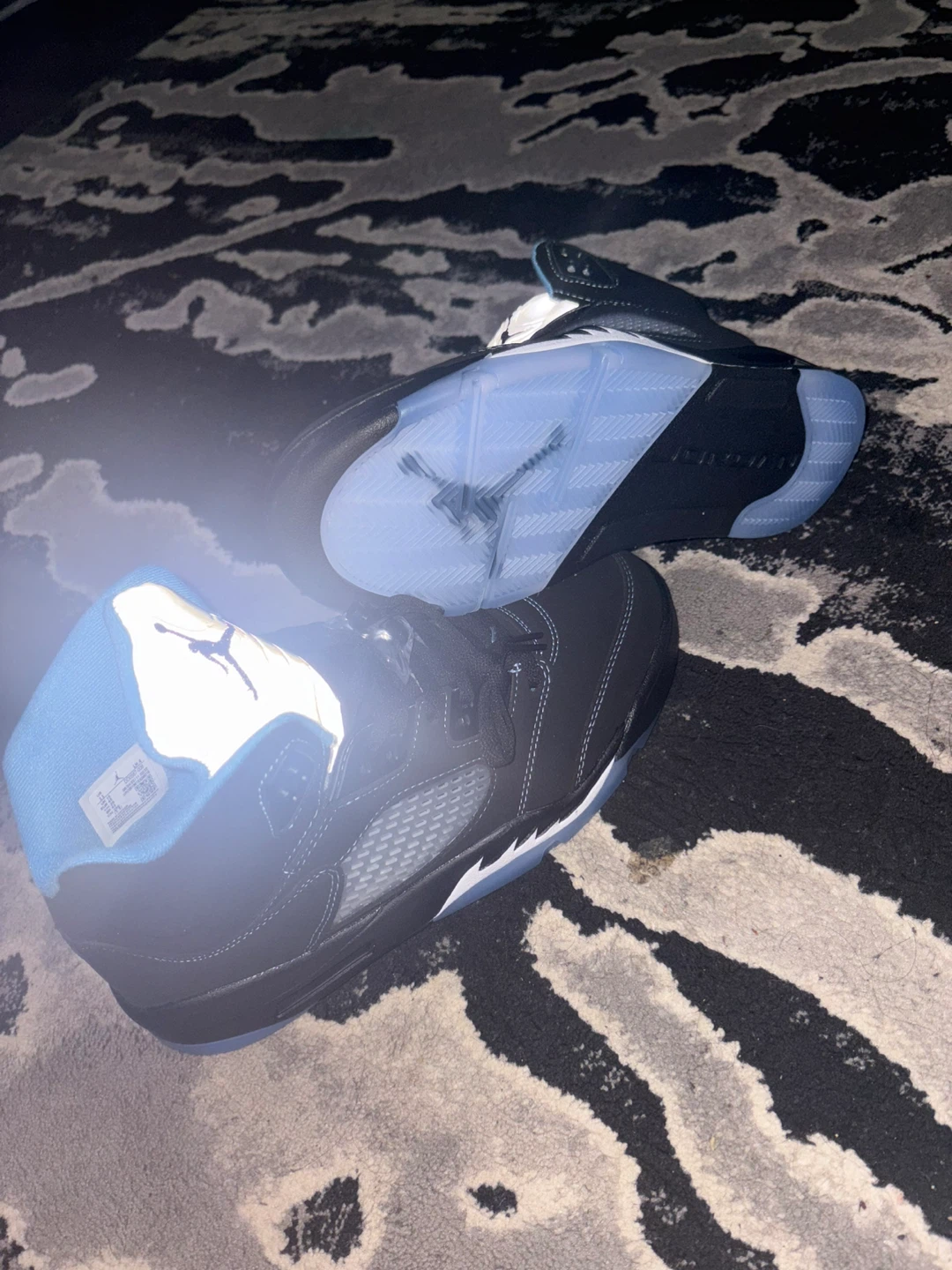 Air Jordan 5 Retro Black/University Blue