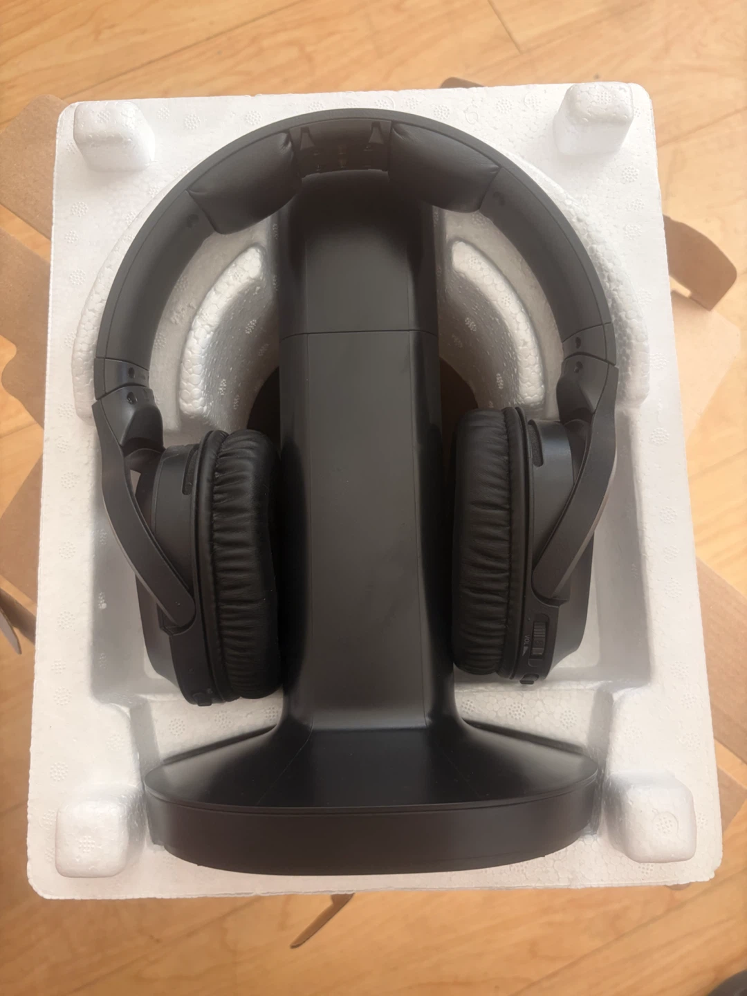 Sony WH-RF400 Wireless Stereo Headphone System - photo 2