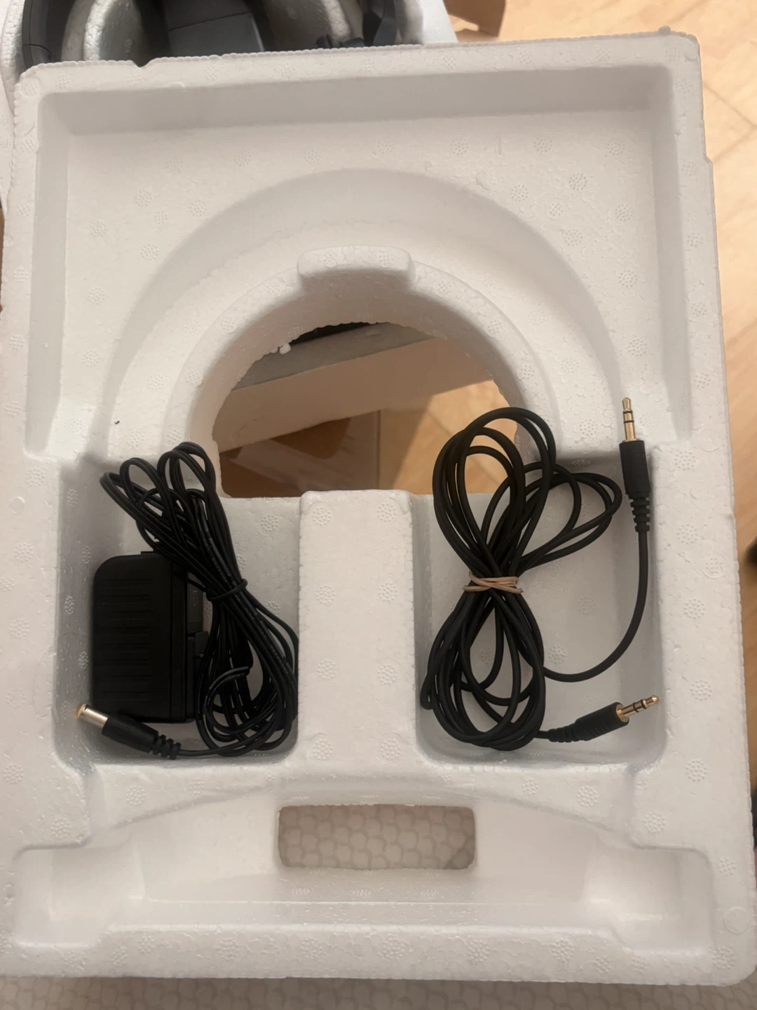 Sony WH-RF400 Wireless Stereo Headphone System - photo 4