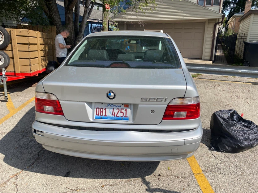 Silver BMW 525i - photo 3