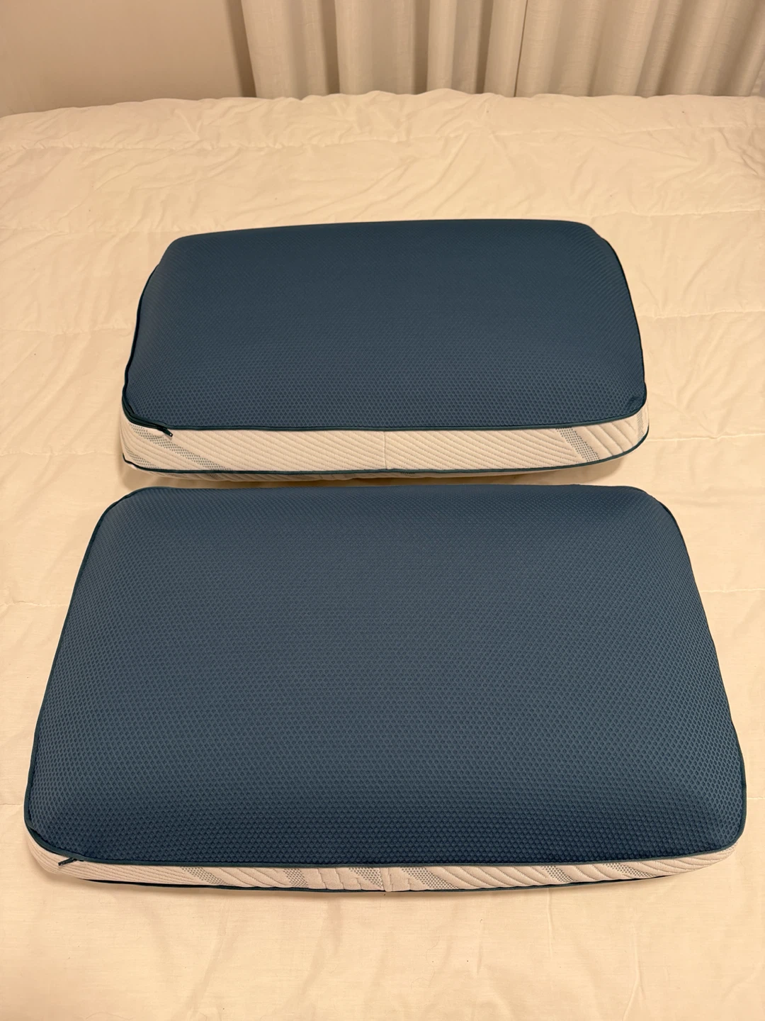 2 Tempur-Pedic Tempur Adapt Queen Pillows - photo 3