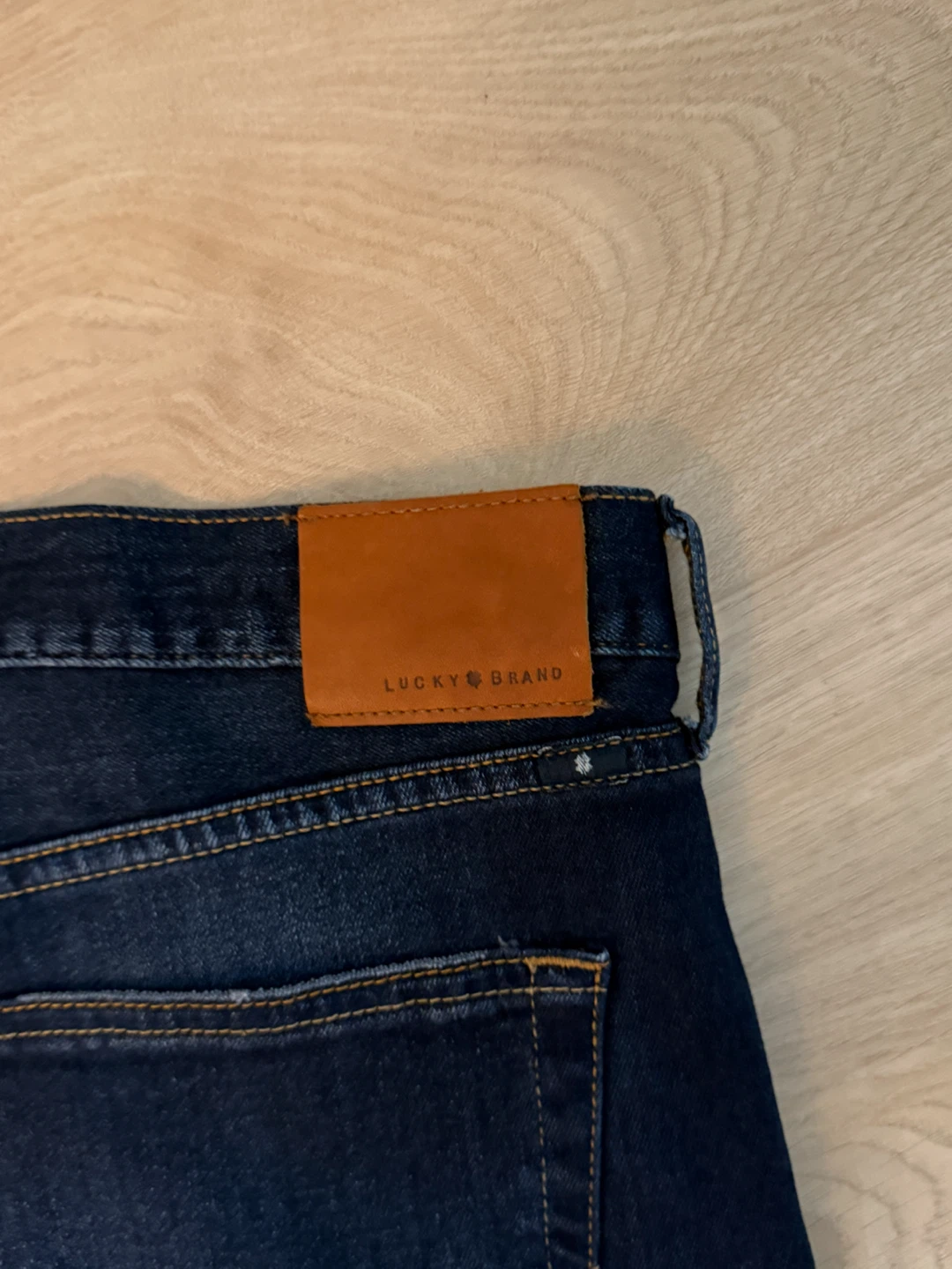Lucky Brand Jeans - Size 36x32 - photo 5