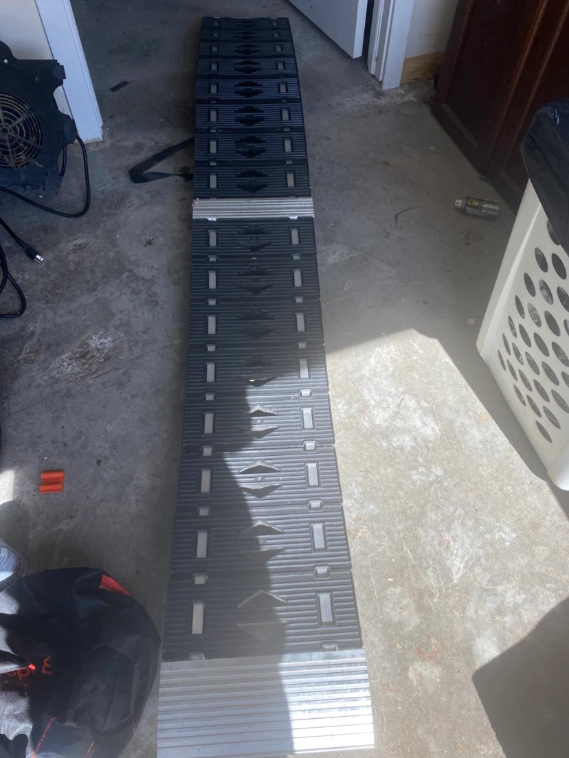 Folding Aluminum Loading Ramp - photo 3