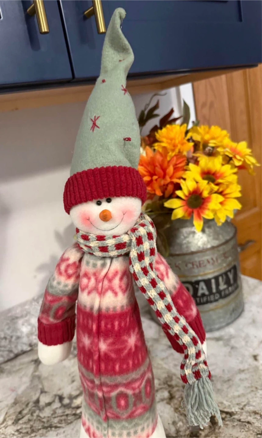 Plush Fabric Snowman Christmas Decor - photo 2