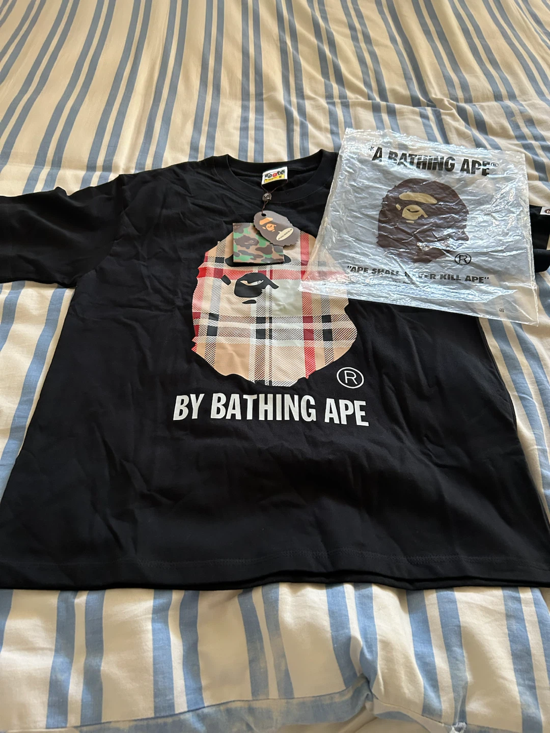 A Bathing Ape Black T-Shirt - photo 4