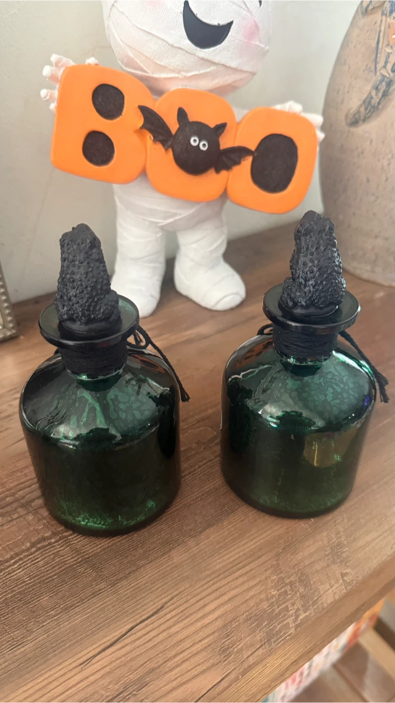 Set of 2 Decorative Halloween Frog Warts Bottles - photo 2