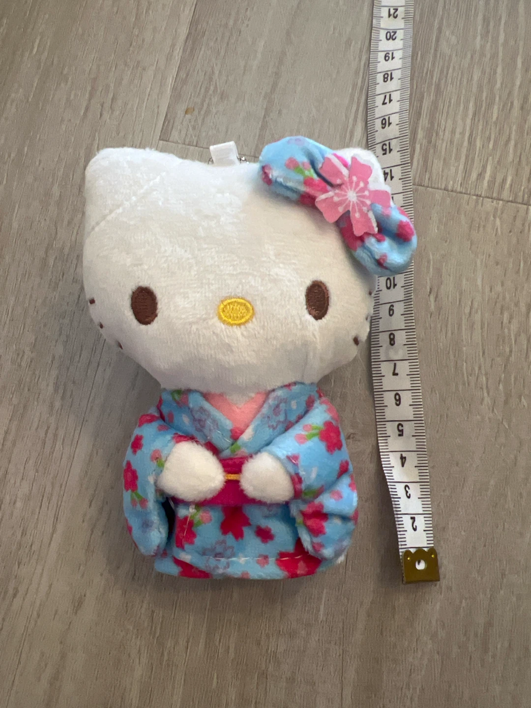 New Hello Kitty Kimono Plush Keychain - photo 2