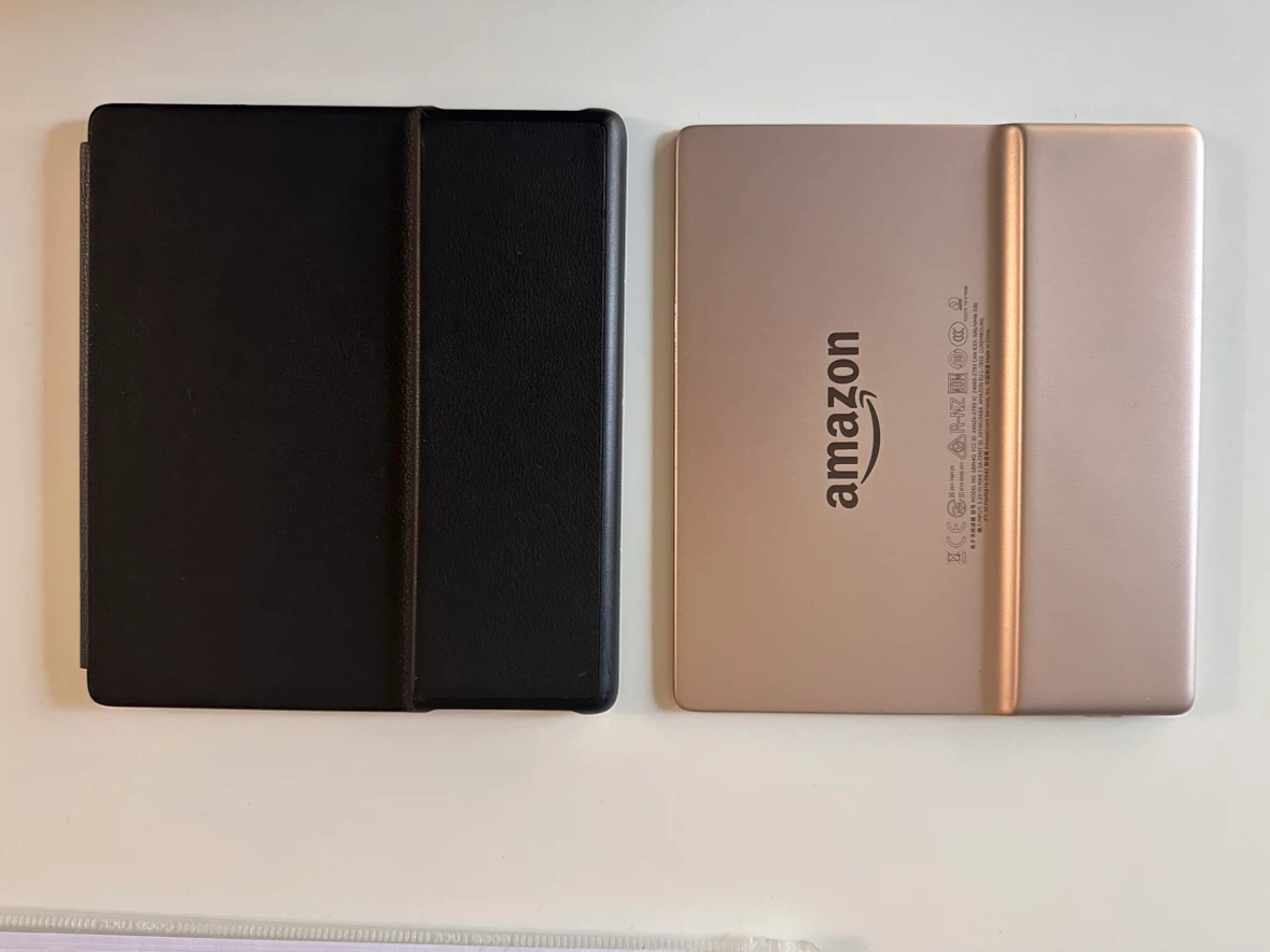 Amazon Kindle Oasis E-Reader with Cover