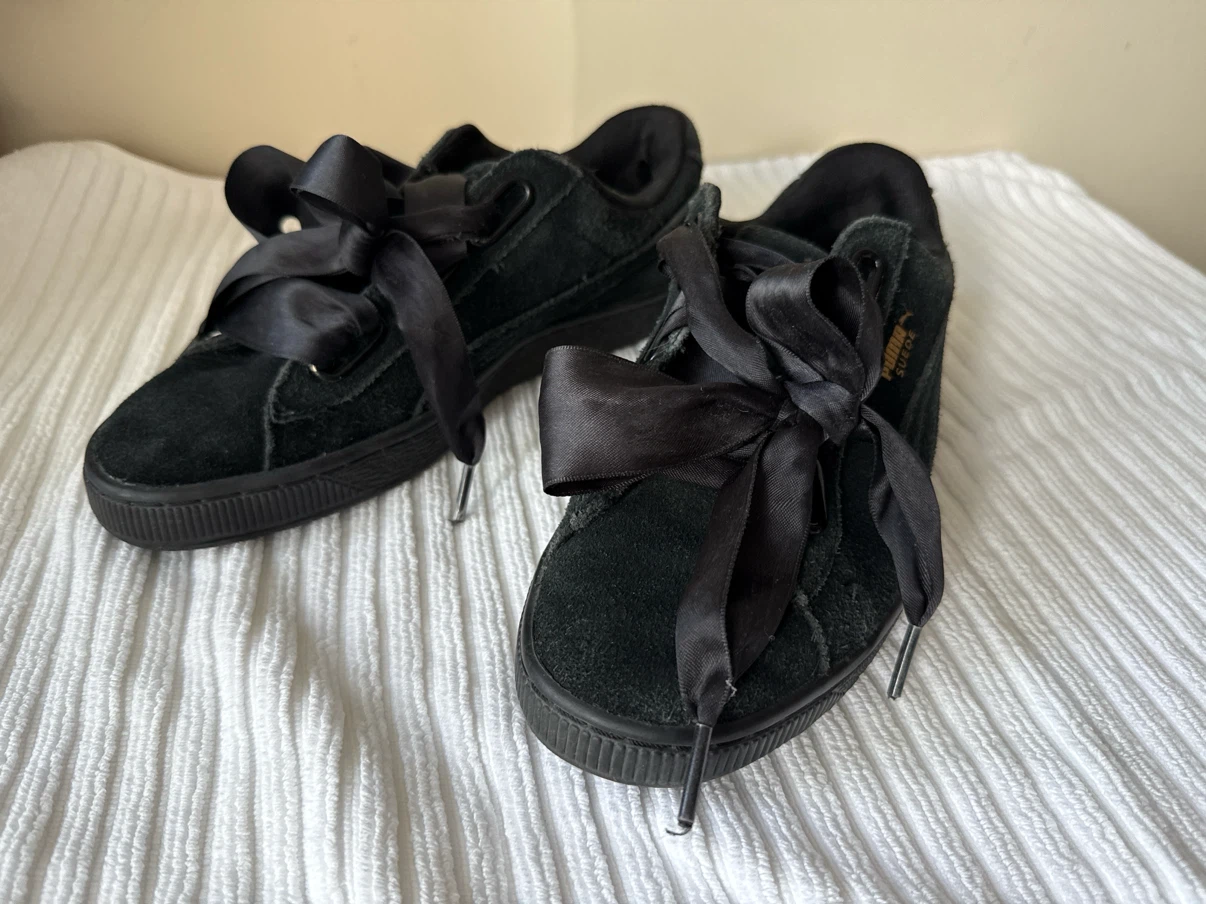 Puma Suede Heart Black Sneakers with Extra Ribbon Laces - photo 2