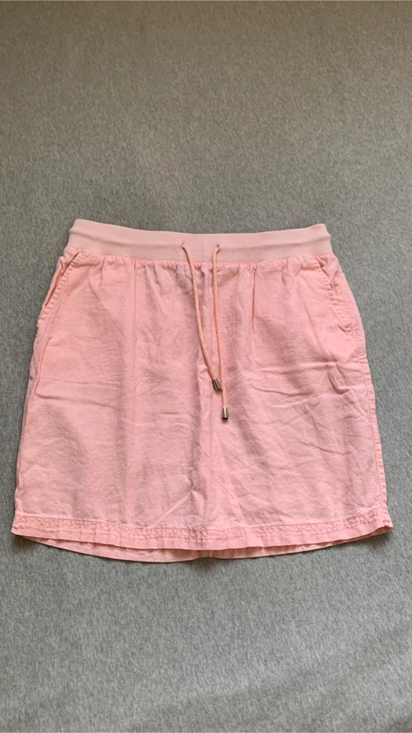 Joe Fresh Active pink skirt - Size Small 🏈