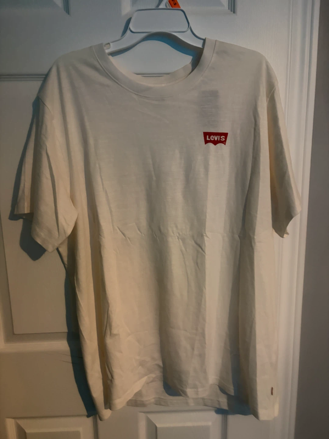 🏈 Levi's Graphic T-Shirt - White