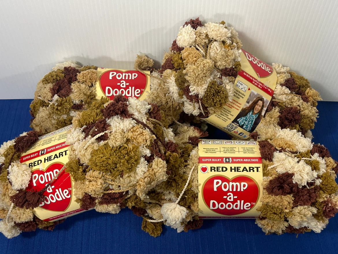 🚨DISCONTINUED ! Red Heart Pomp-a-Doodle Yarn - photo 5