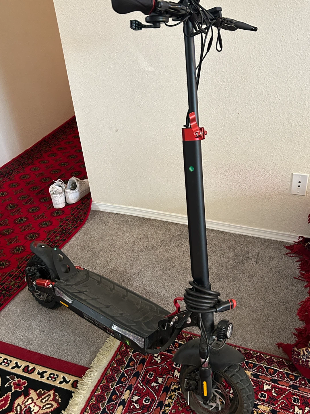 Electric Scooter with Black Frame - photo 2