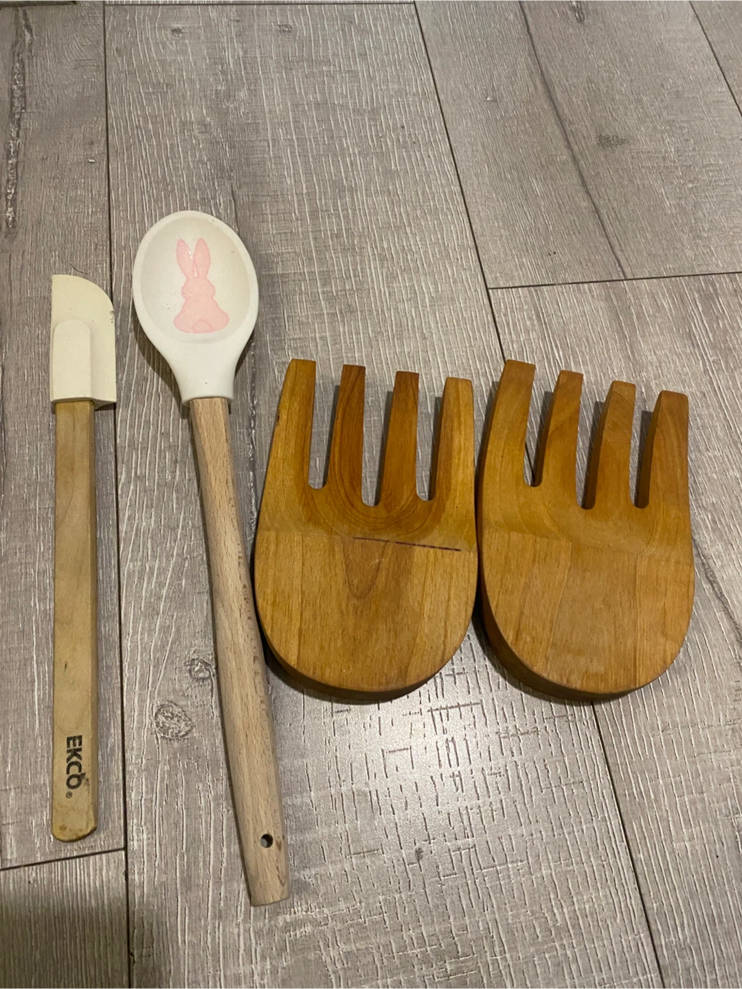 EKCO Spatula and Salad Tossers Set