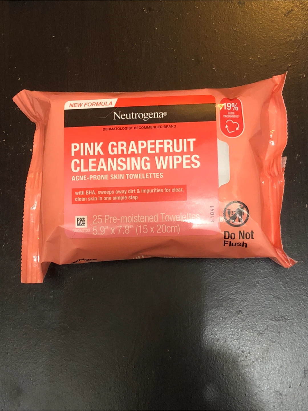 🏈Neutrogena Pink Grapefruit Cleansing Wipes 25ct