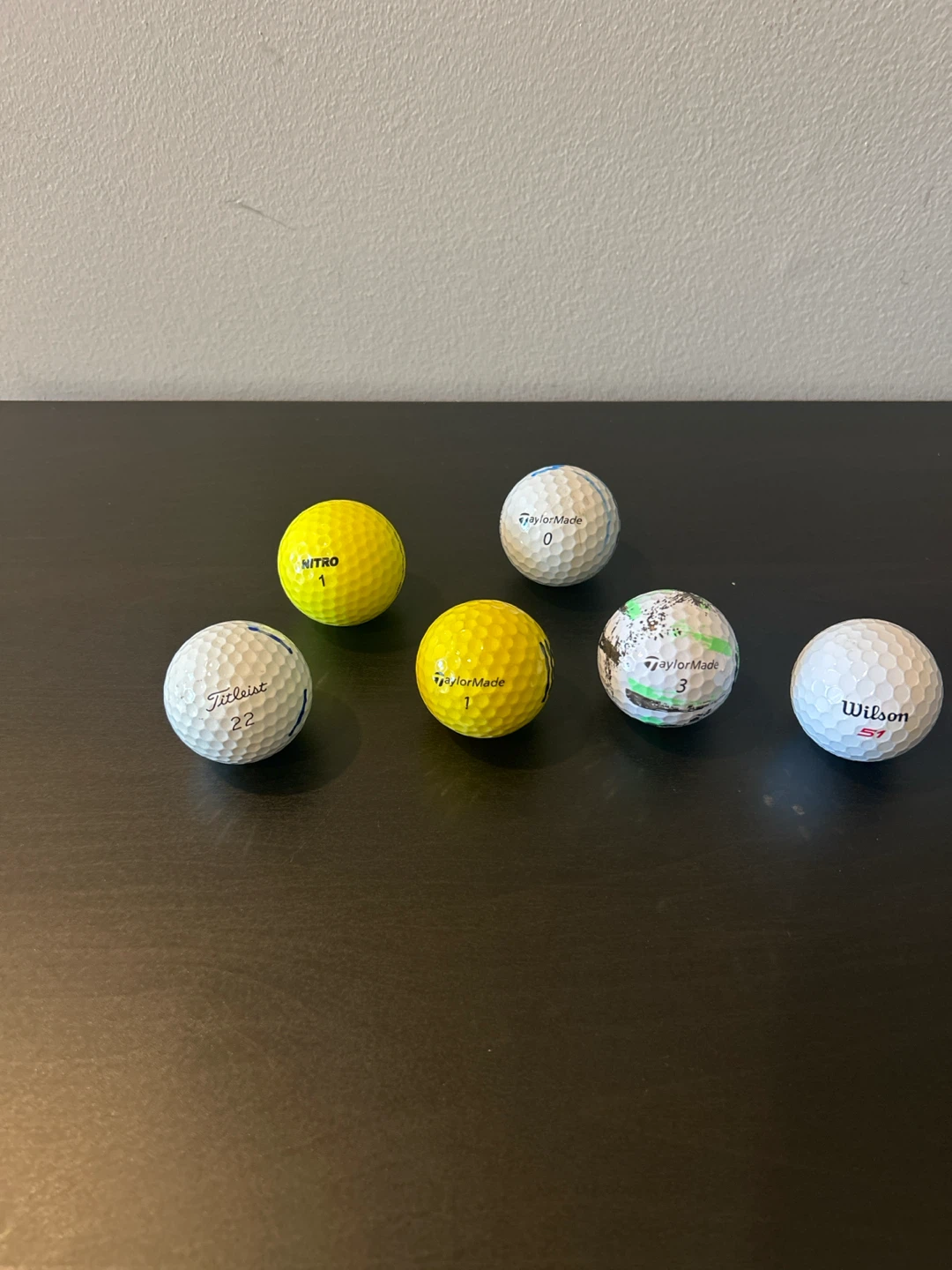 Set of 6 Mixed Golf Balls