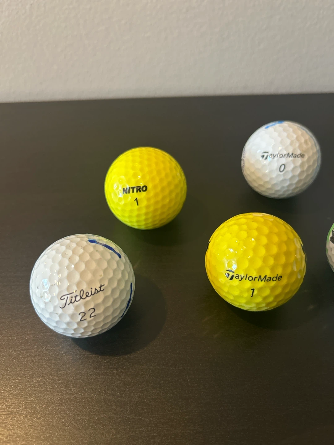 Set of 6 Mixed Golf Balls - photo 2