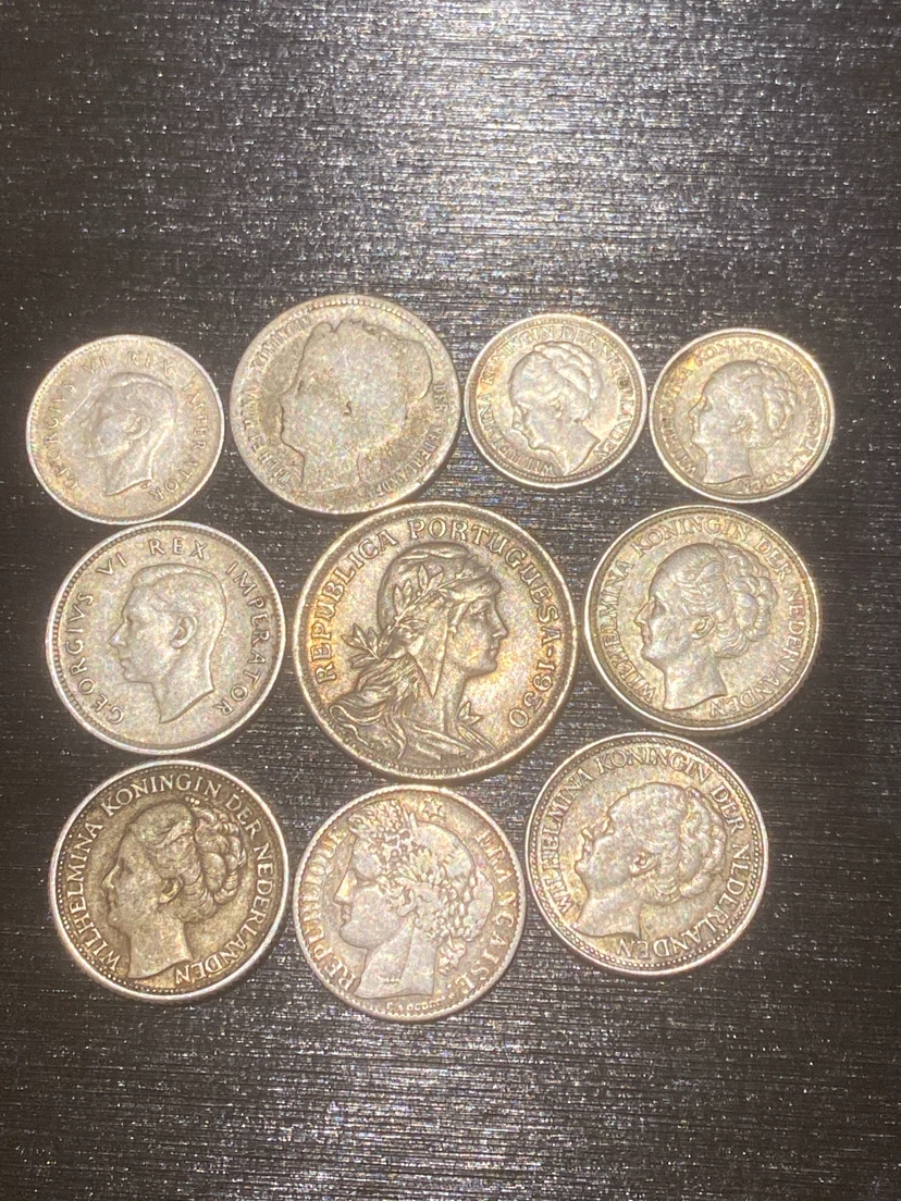 Collection of 10 vintage international coins