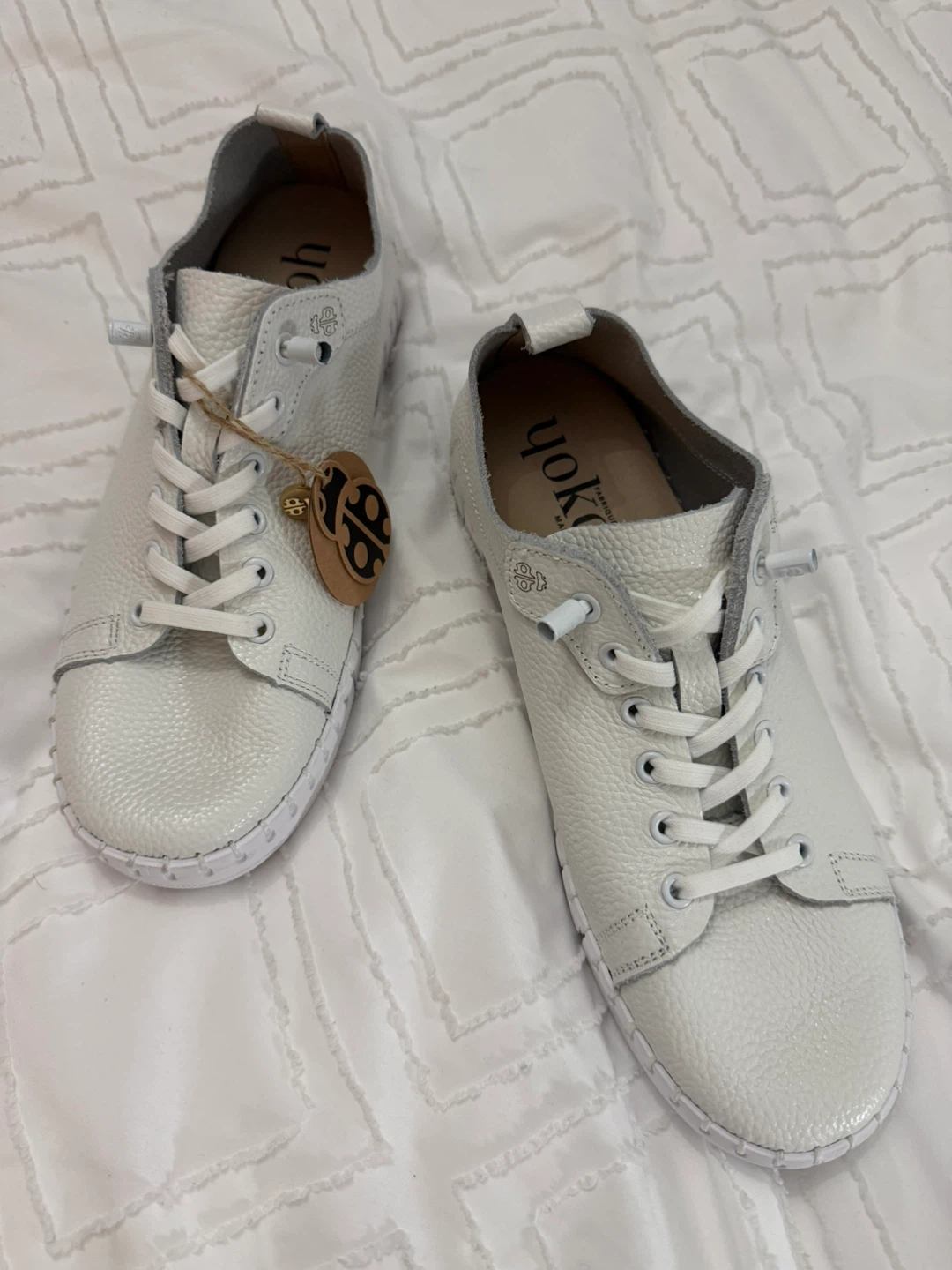 Yokono white leather sneakers