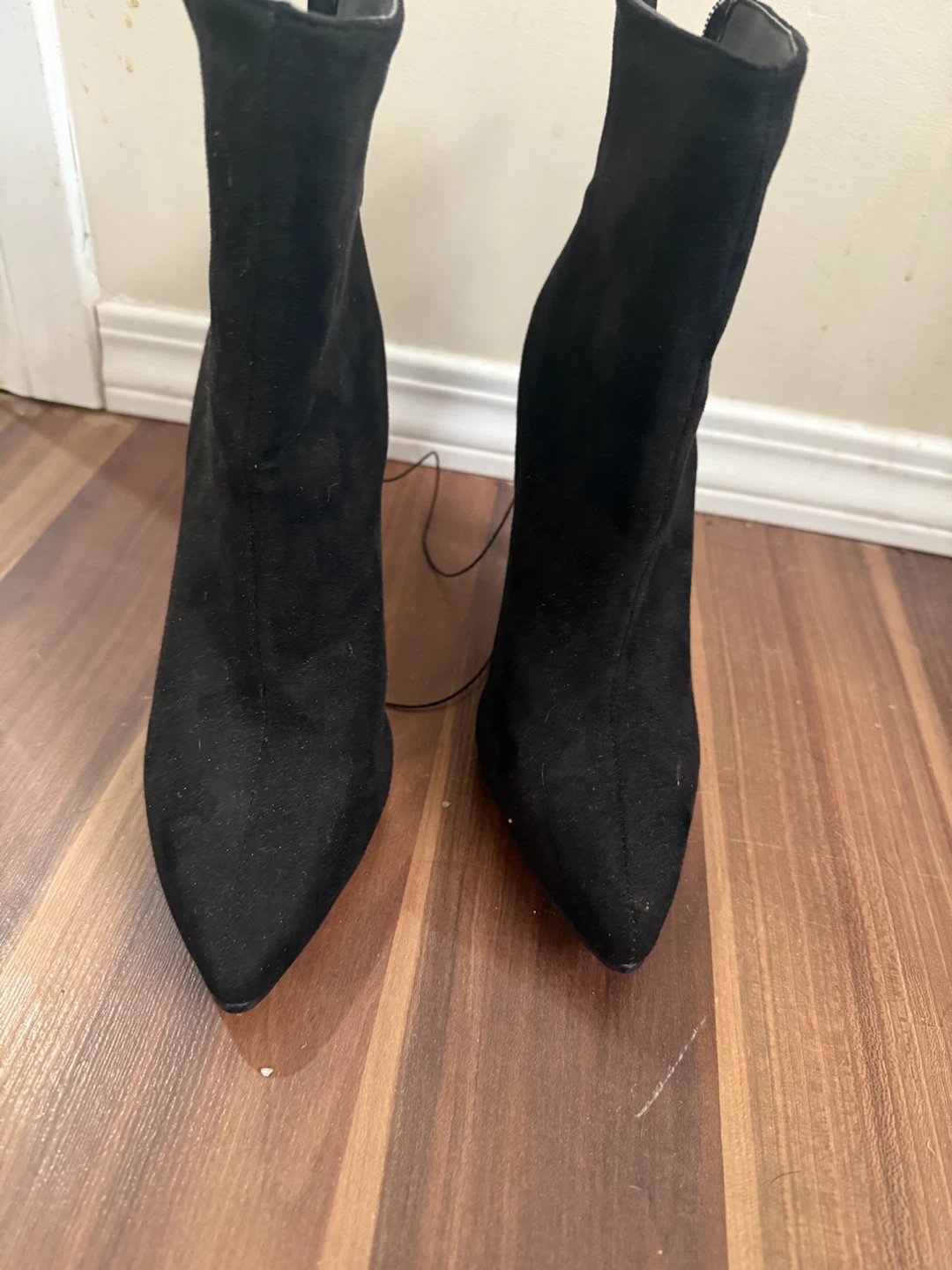 Black Heeled Ankle Boots 🏈 - photo 3