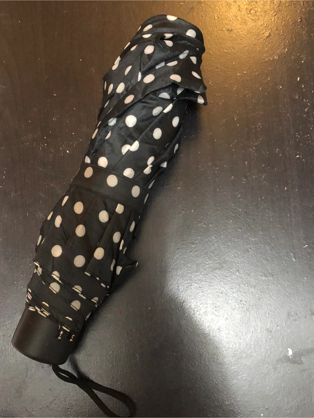 🏈Black and white polka dot compact umbrella
