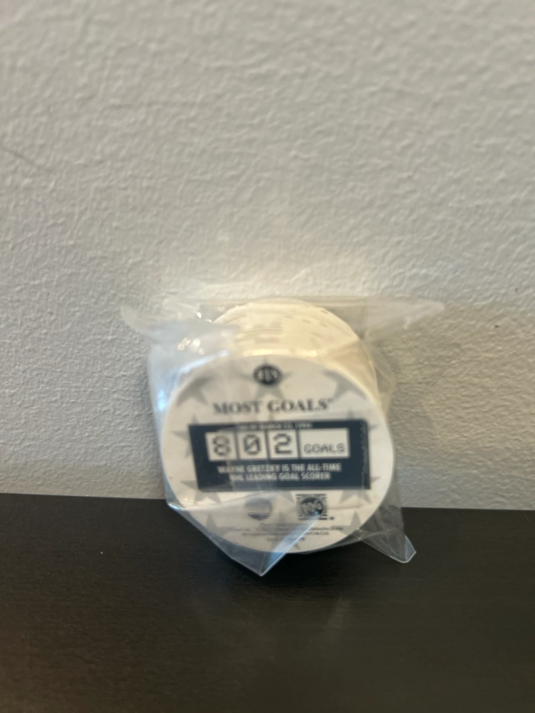 Wayne Gretzky Coca-Cola Collectible Hockey Puck - photo 5