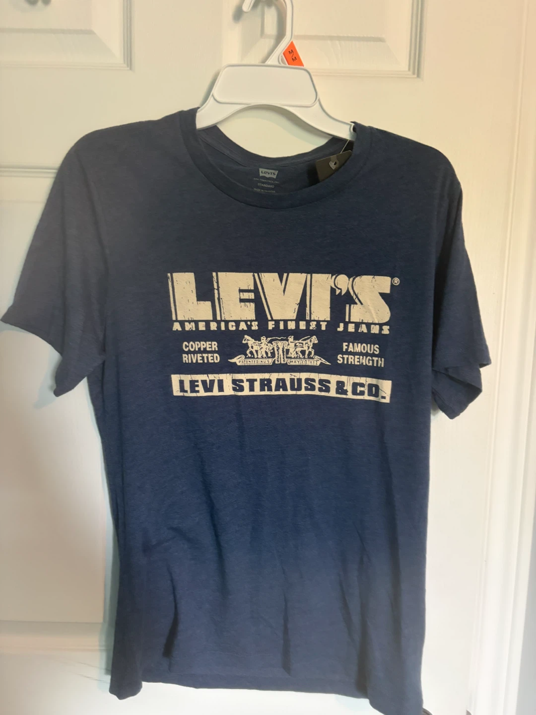 🏈 Levi's Graphic T-Shirt - Blue