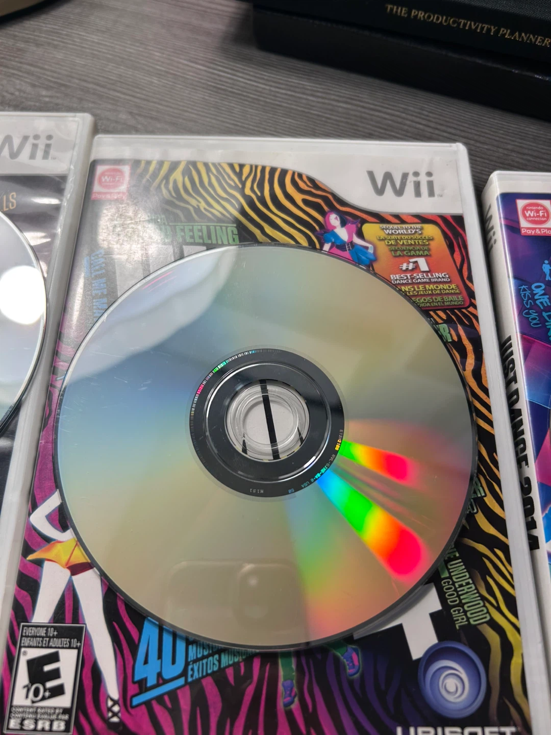 Just Dance 4 Nintendo Wii Game - photo 2