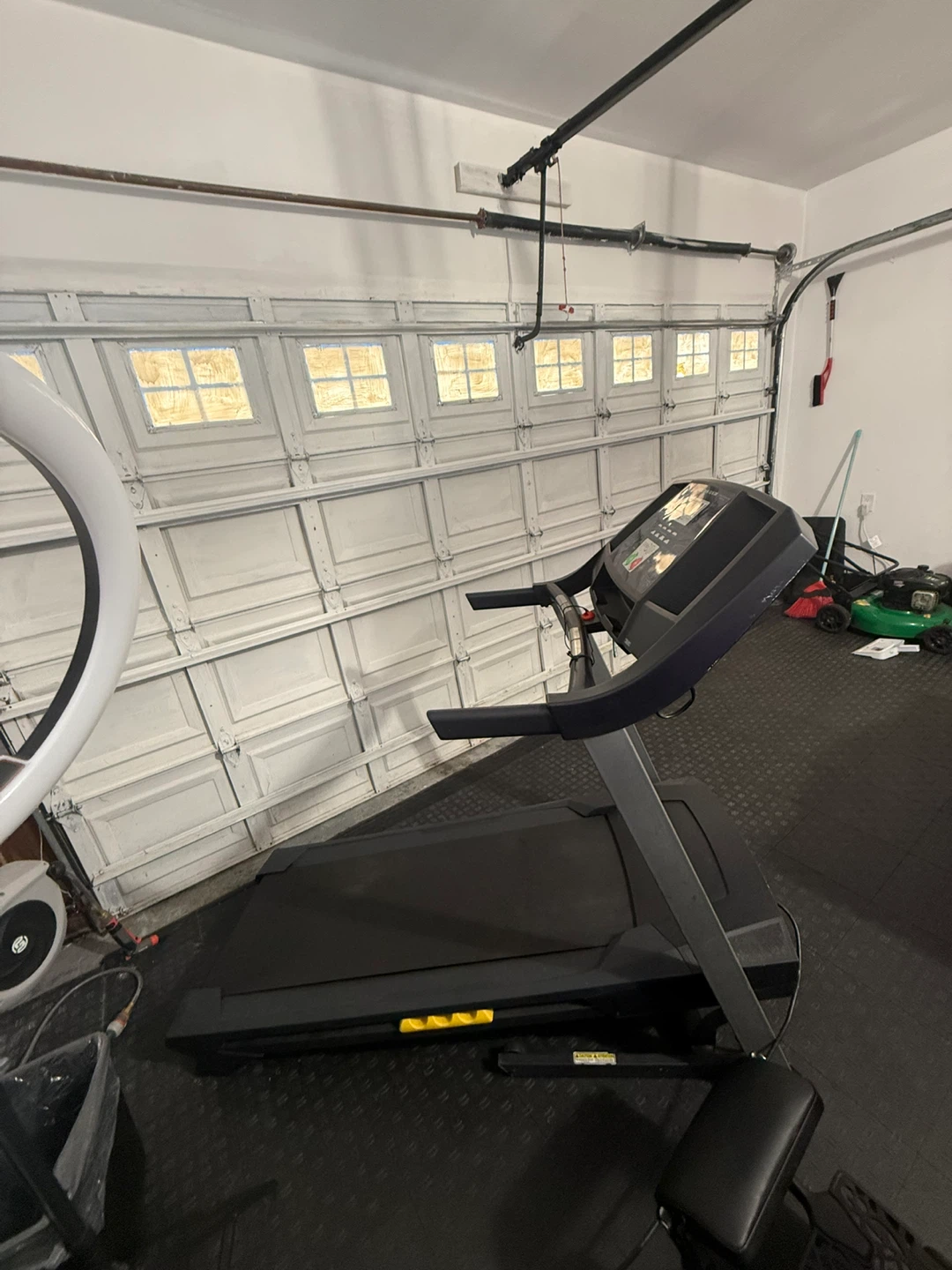Treadmill - photo 3