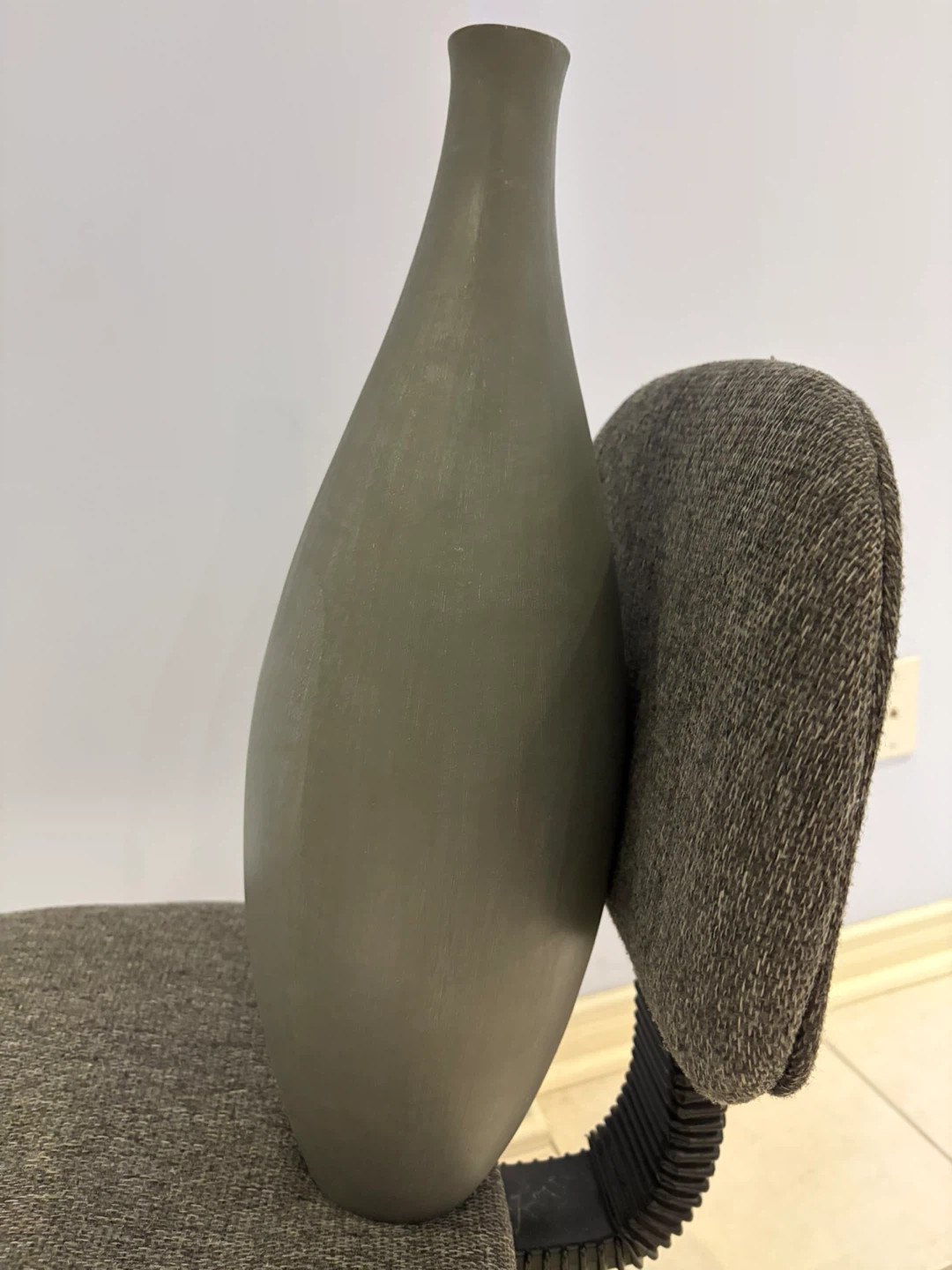 Umbra Seed Vase 19 inch Slate 🏈