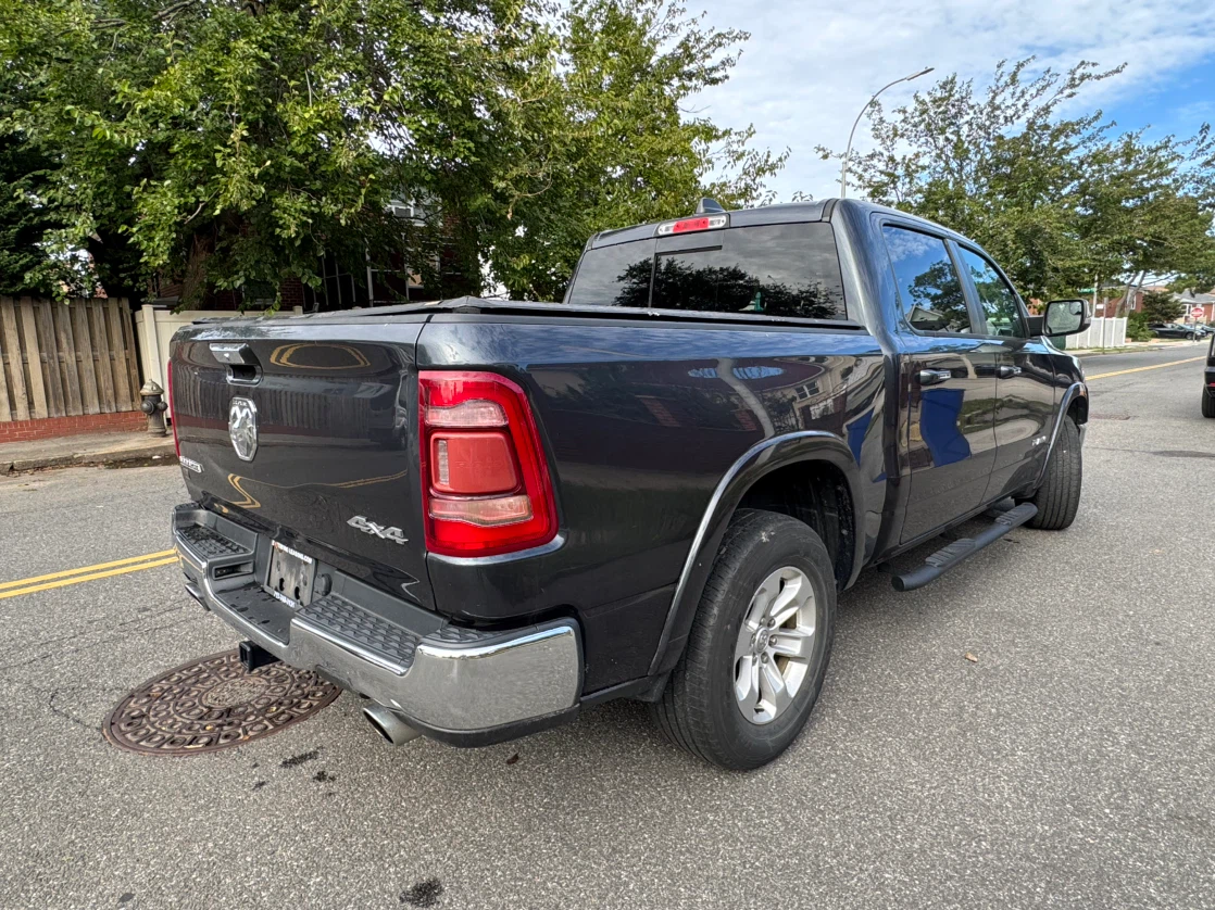 19 Ram 1500 Hemi 5.7L Pickup Truck - photo 3