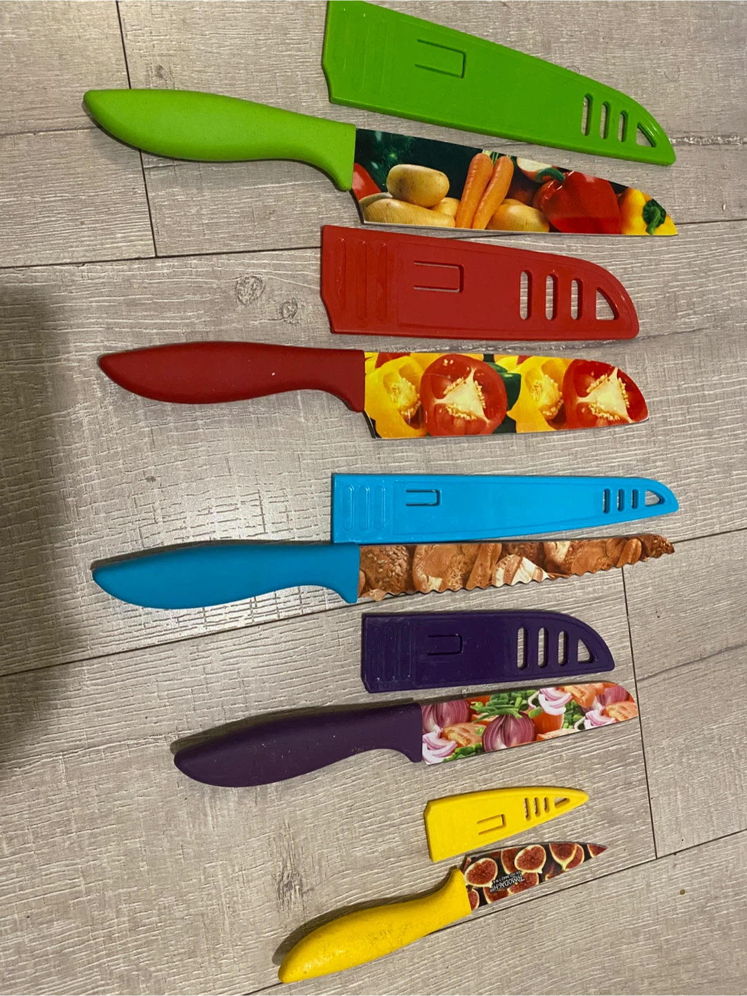 Tomodachi Printed Kitchen Knife Set