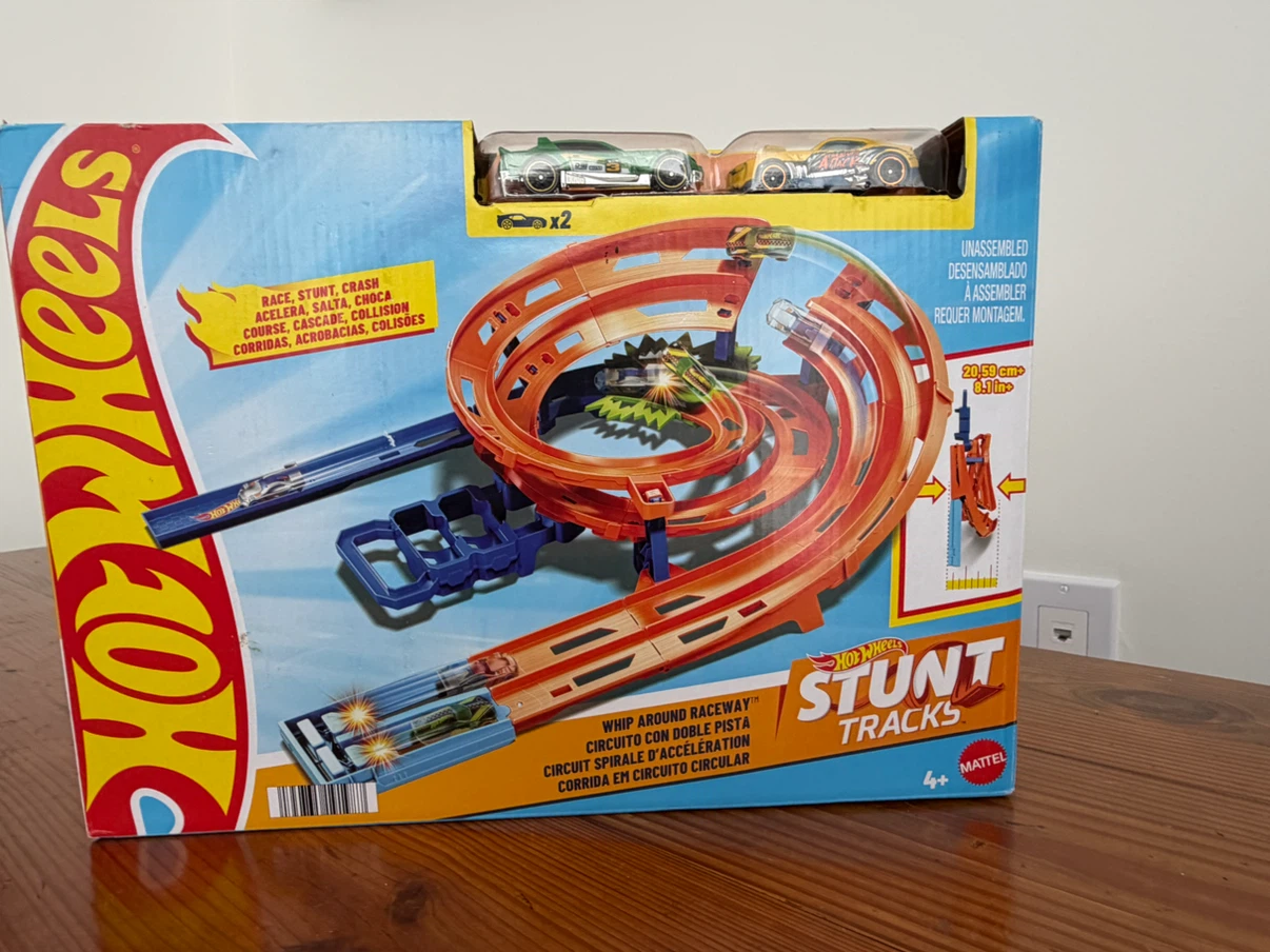 🏈 Hot Wheels Whip Around Raceway Stunt Tracks Set