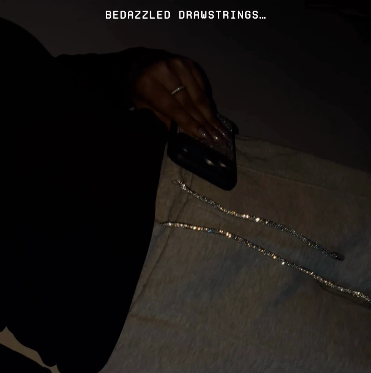 ✨ BEDAZZLED DRAWSTRINGS ✨ - photo 4