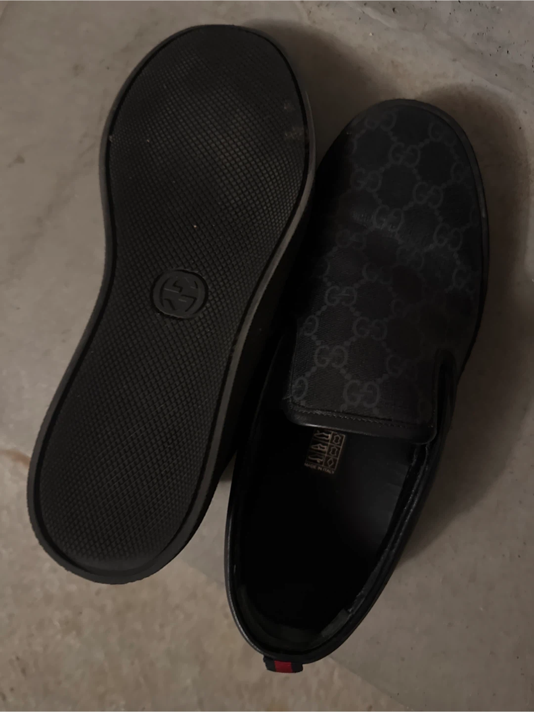 Size 8 Gucci Black GG Canvas Slip-on Sneakers - photo 2