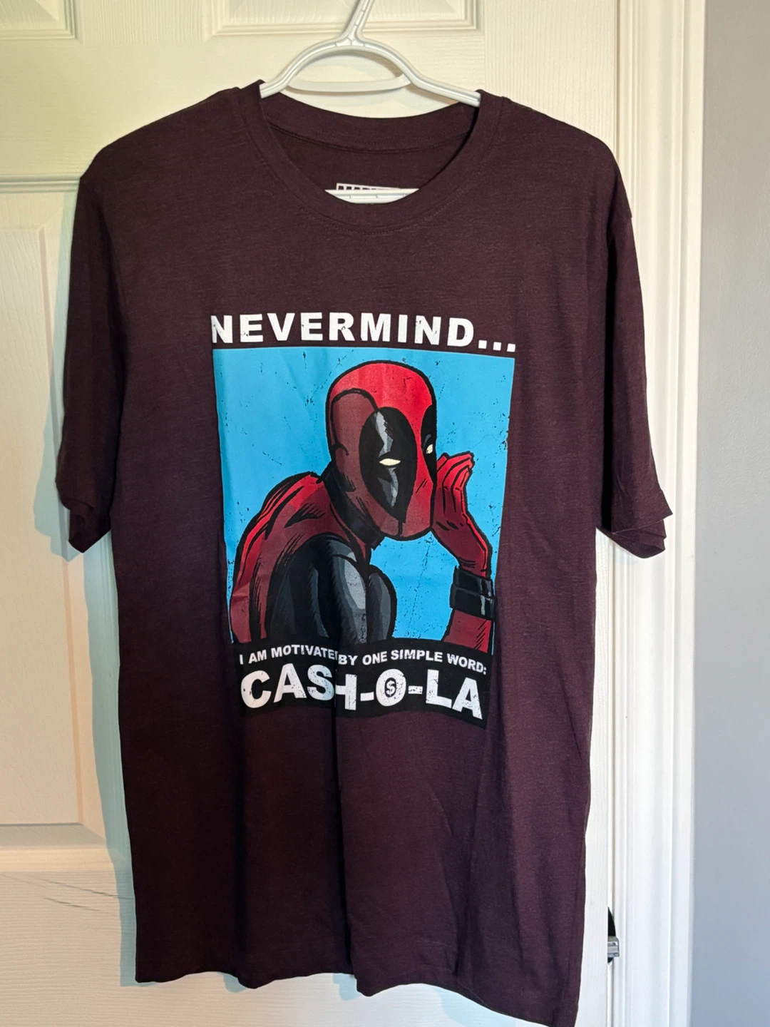 🏈 Marvel Deadpool Graphic T-Shirt