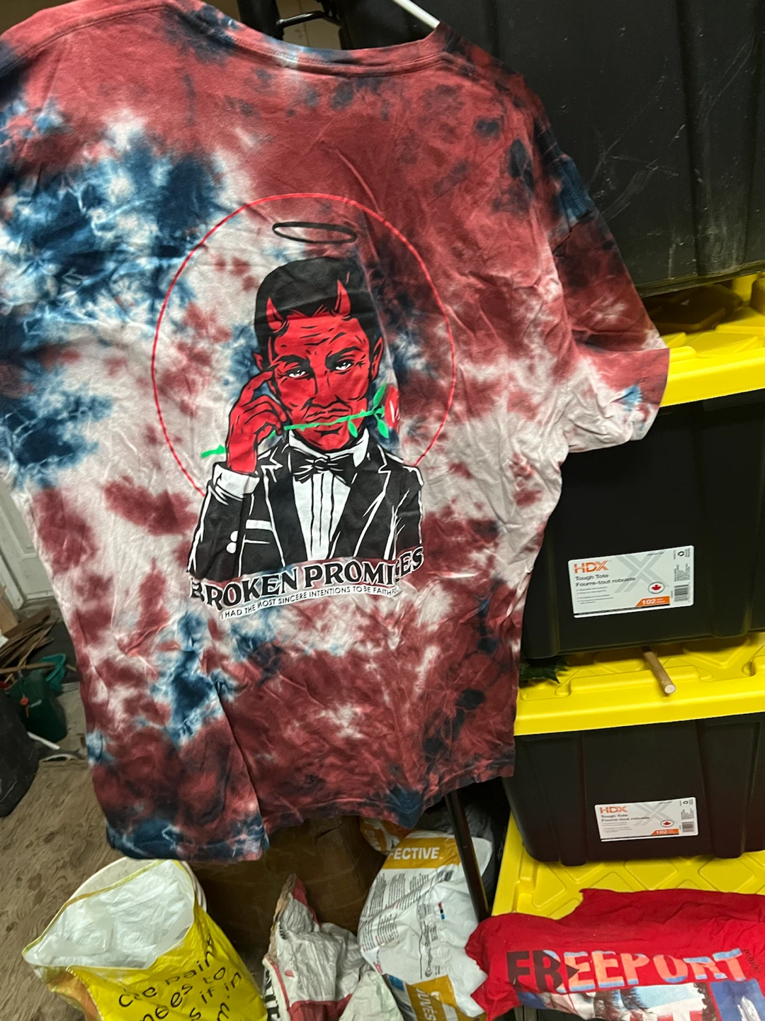 Broken Promises Tie-Dye Graphic T-Shirt XXL 🏈 - photo 2