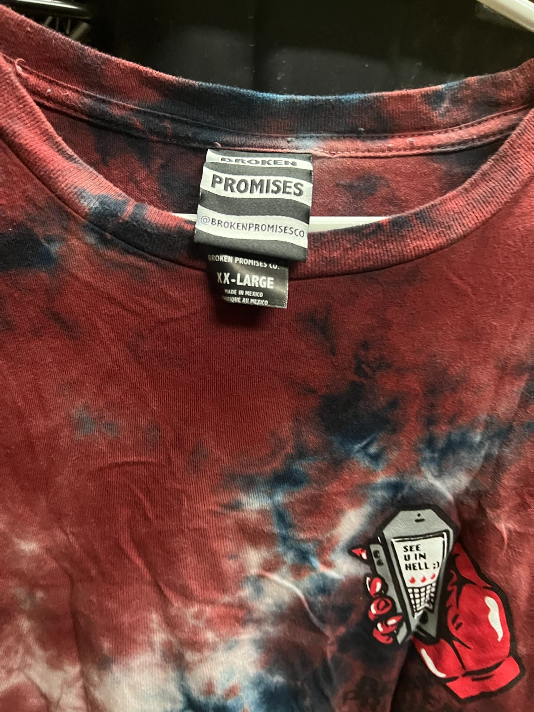 Broken Promises Tie-Dye Graphic T-Shirt XXL 🏈 - photo 3