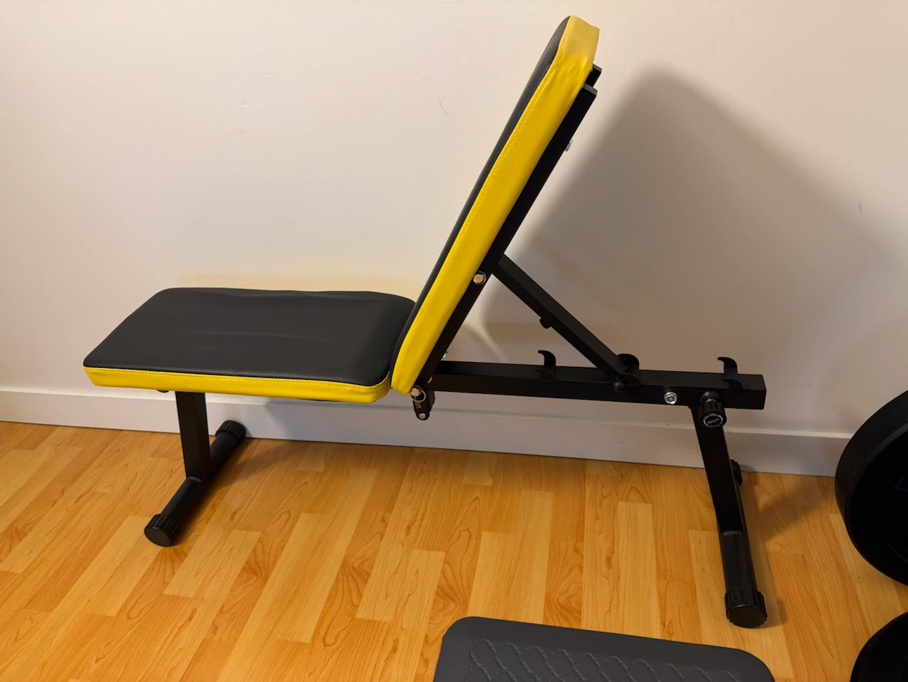 Adjustable workout bench - photo 4