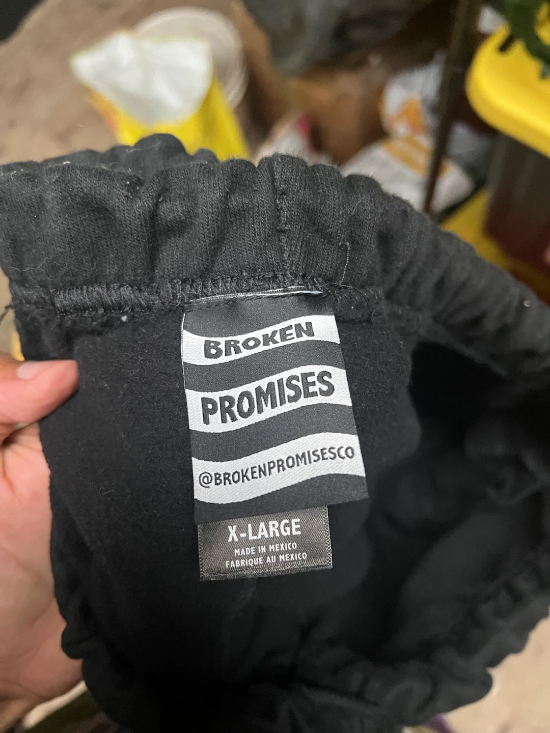 Broken Promises Black Joggers X-Large 🏈 - photo 2