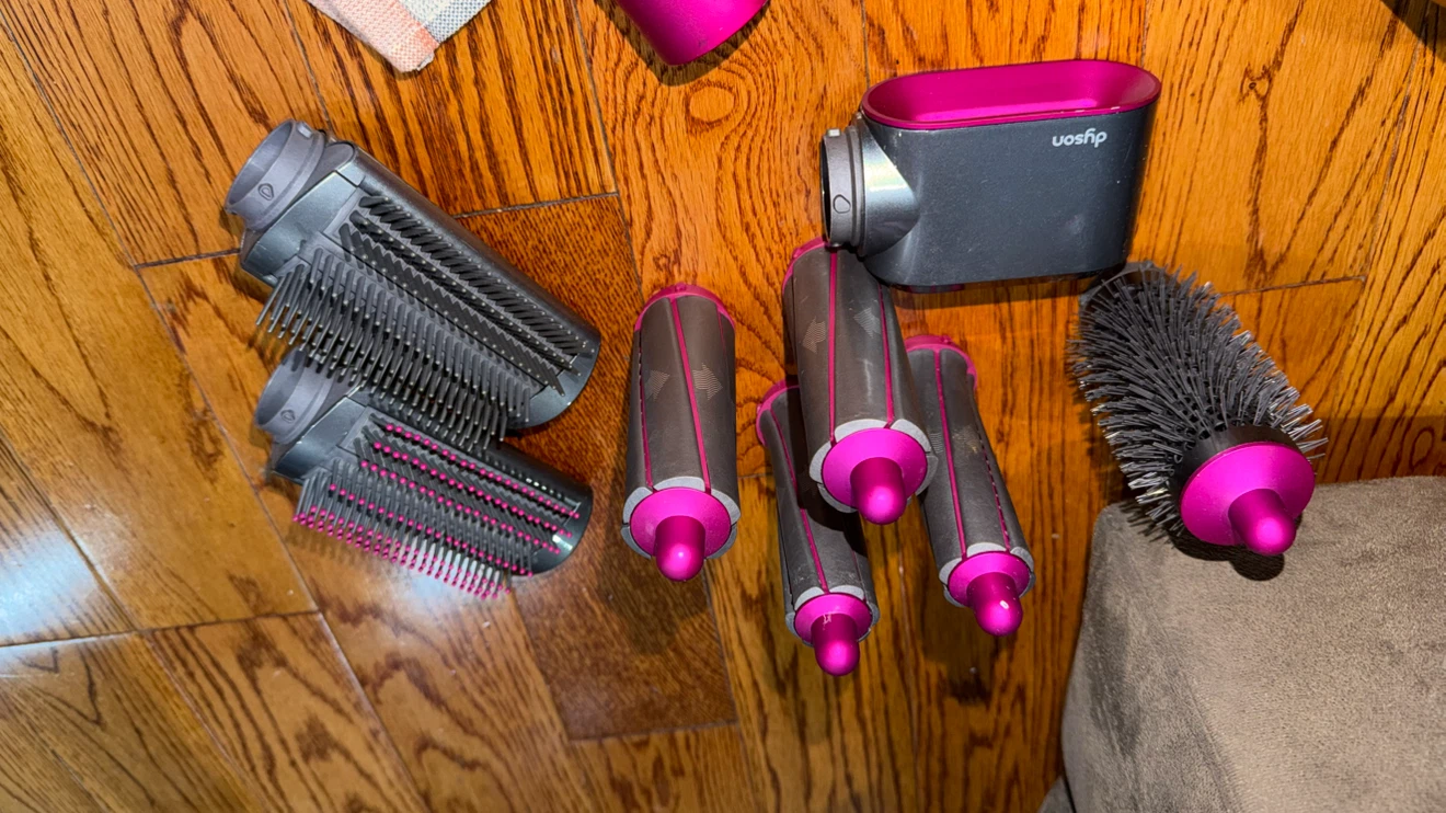 Dyson Airwrap Multi-Styler with Case - photo 4